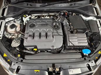 SKODA OCTAVIA 2.0 TDI CR vRS 5dr DSG 4x4