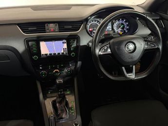 SKODA OCTAVIA 2.0 TDI CR vRS 5dr DSG 4x4