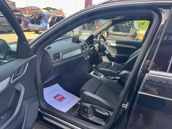 AUDI Q3 1.4T FSI S Line Navigation 5dr S Tronic ++ DAB / BLUETOOTH / ULE