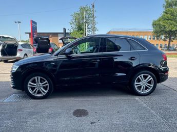 AUDI Q3 1.4T FSI S Line Navigation 5dr S Tronic ++ DAB / BLUETOOTH / ULE
