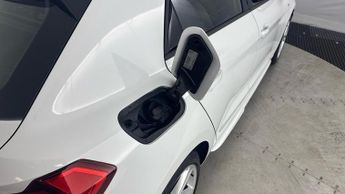 AUDI A1 1.0 TFSI 30 S line Sportback 5dr Petrol S Tronic Euro 6 (s/s) (1