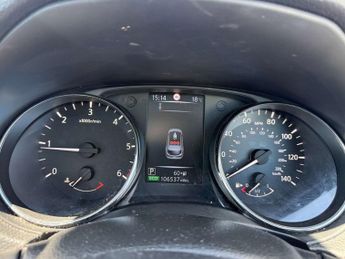NISSAN QASHQAI 1.6 dCi Tekna 5dr Xtronic