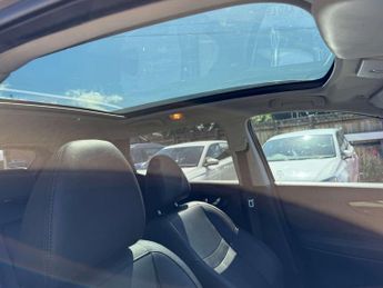 NISSAN QASHQAI 1.6 dCi Tekna 5dr Xtronic