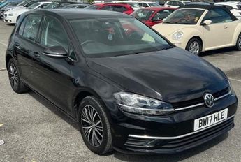 Volkswagen Golf TDi 1.6 TDI SE NAV 5dr ++ DAB / BLUETOOTH / ULEZ / 69 MPG ++