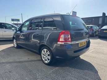 VAUXHALL ZAFIRA 1.8i Design 5dr ++ 11 SERVICES / 7 SEATS / HALF LEATHER ++