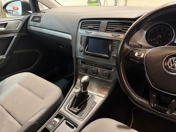 VOLKSWAGEN GOLF 1.4 TSI SE 5dr DSG