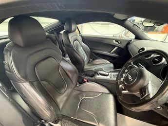 AUDI TT 2.0T FSI Quattro S Line 2dr S Tronic [2011]