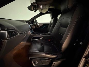 JAGUAR F-PACE 2.0d R-Sport 5dr Auto AWD