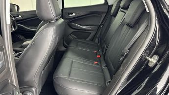 VAUXHALL GRANDLAND X 1.6 Turbo Ultimate SUV 5dr Petrol Auto Euro 6 (s/s) (180 ps)