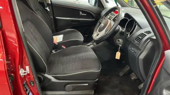 KIA VENGA 1.6 2 5dr Auto