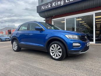 Volkswagen T-Roc 1.6 TDI SE 5dr ++ CAR NET APPS / DAB / ULEZ / BLUETOOTH ++