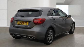 MERCEDES-BENZ A-CLASS A180d Sport Edition 5dr Auto ++ NAV / CAMERA / BLUETOOTH / ULEZ 