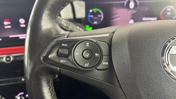 VAUXHALL MOKKA ELECTRIC 50kWh SRi Nav Premium SUV 5dr Electric Auto (136 ps)