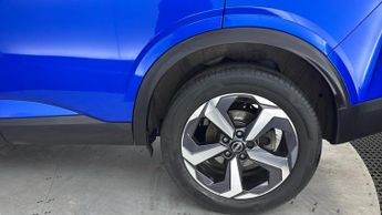 NISSAN QASHQAI 1.3 DIG-T MHEV N-Connecta SUV 5dr Petrol Hybrid XTRON Euro 6 (s/