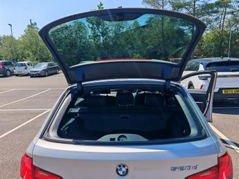 BMW 5 SERIES 520d M Sport 5dr Step Auto [Start Stop]