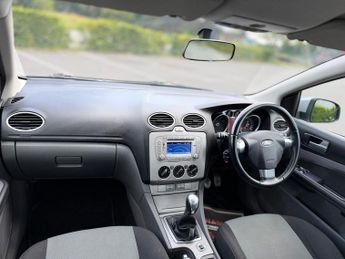 FORD FOCUS 1.6 Zetec S 5dr