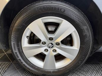 SKODA SUPERB 1.6 TDI CR S 5dr