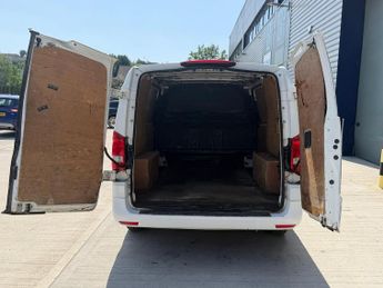 MERCEDES-BENZ VITO 111CDI Van