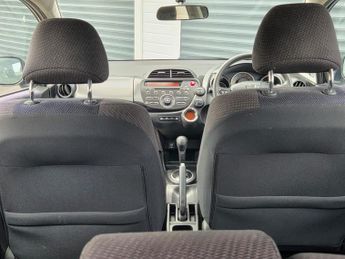 HONDA JAZZ 1.4 i-VTEC ES 5dr CVT