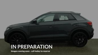VOLKSWAGEN T-ROC 1.5 TSI EVO Black Edition SUV 5dr Petrol DSG Euro 6 (s/s) (150 p