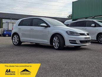 Volkswagen Golf R Leather interior