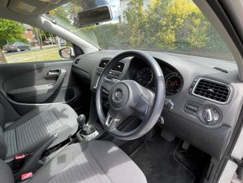 VOLKSWAGEN POLO Blue Motion 
