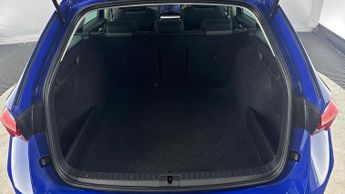 SKODA OCTAVIA 2.0 TDI SE Technology Estate 5dr Diesel DSG Euro 6 (s/s) (150 ps