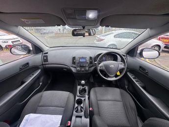 HYUNDAI I30 1.4 Comfort 5dr