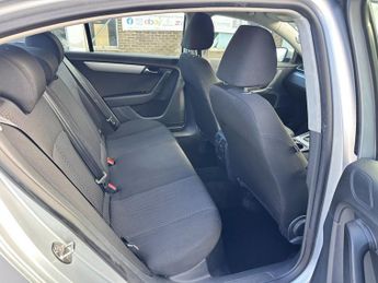 VOLKSWAGEN PASSAT 2.0 TDI Bluemotion Tech S 4dr DSG
