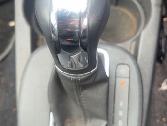 VAUXHALL CORSA 1.4i 16V [100] SE 5dr Auto