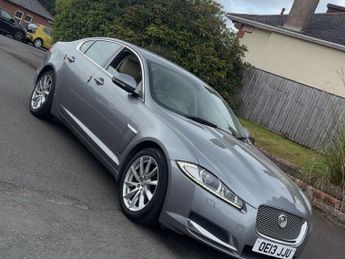 Jaguar XF 22d 200] Premium Luxury 4dr Auto