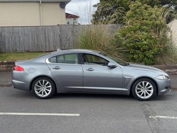 JAGUAR XF 22d 200] Premium Luxury 4dr Auto