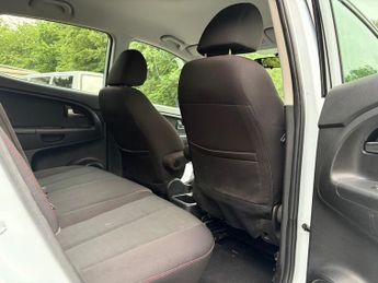KIA VENGA 1.4 ISG SR7 5dr