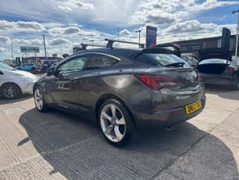 VAUXHALL ASTRA GTC 2.0 CDTi 16V SRi 3dr ++ NAV / LEATHER / 19 INCH / H SEATS ++