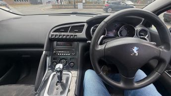 PEUGEOT 3008 1.6 HDi Exclusive 5dr EGC