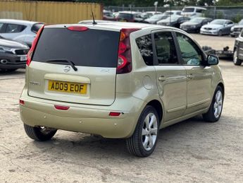 NISSAN NOTE 1.6 Tekna 5dr Auto