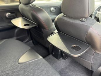 NISSAN NOTE 1.6 Tekna 5dr Auto
