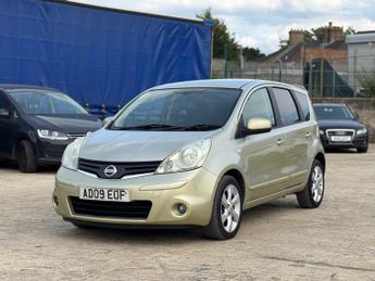 NISSAN NOTE 1.6 Tekna 5dr Auto