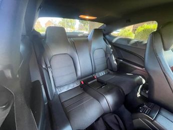 MERCEDES-BENZ C CLASS C220 CDI BlueEFFICIENCY AMG Sport 2dr Auto