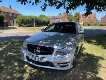 MERCEDES-BENZ C CLASS C220 CDI BlueEFFICIENCY AMG Sport 2dr Auto