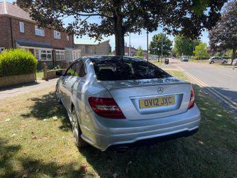 MERCEDES-BENZ C CLASS C220 CDI BlueEFFICIENCY AMG Sport 2dr Auto