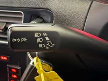 AUDI Q5 2.0 TDI Quattro S Line 5dr [Start Stop]