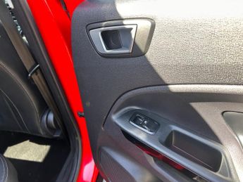 FORD ECOSPORT 1.0 EcoBoost 125 Titanium 5dr Auto