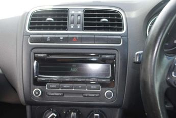VOLKSWAGEN POLO 1.4 SEL 5dr