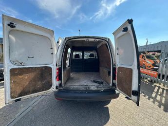 VOLKSWAGEN CADDY 2.0 TDI BlueMotion Tech 102PS Startline Van