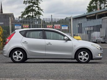 HYUNDAI I30 1.6 CRDi Comfort 5dr Auto