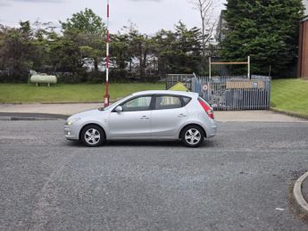 HYUNDAI I30 1.6 CRDi Comfort 5dr Auto