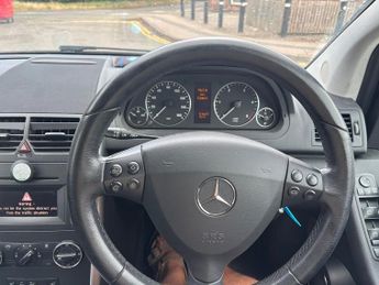 MERCEDES-BENZ A-CLASS A180 CDI Avantgarde SE 5dr CVT Auto