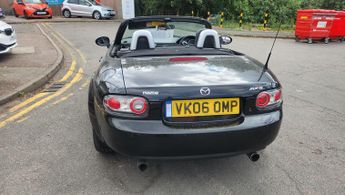 MAZDA MX-5 2.0i Sport 2dr