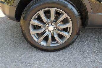 LAND ROVER RANGE ROVER EVOQUE 2.2 SD4 Pure 5dr Auto [9] [Tech Pack]